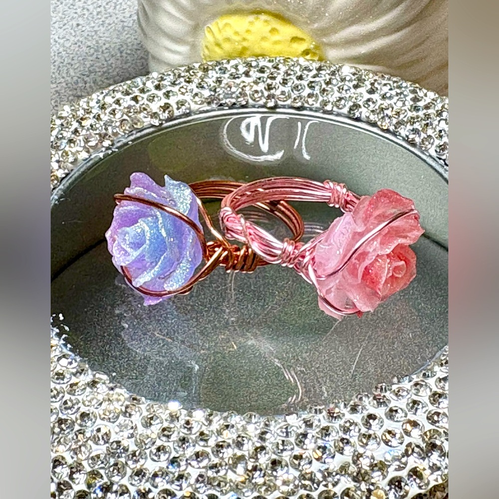 Glittery resin Wire copper ring -wrapped, made by me-your size